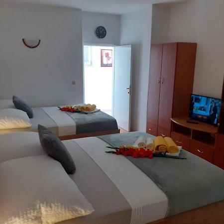 Apartments Vinea Baška Voda Εξωτερικό φωτογραφία