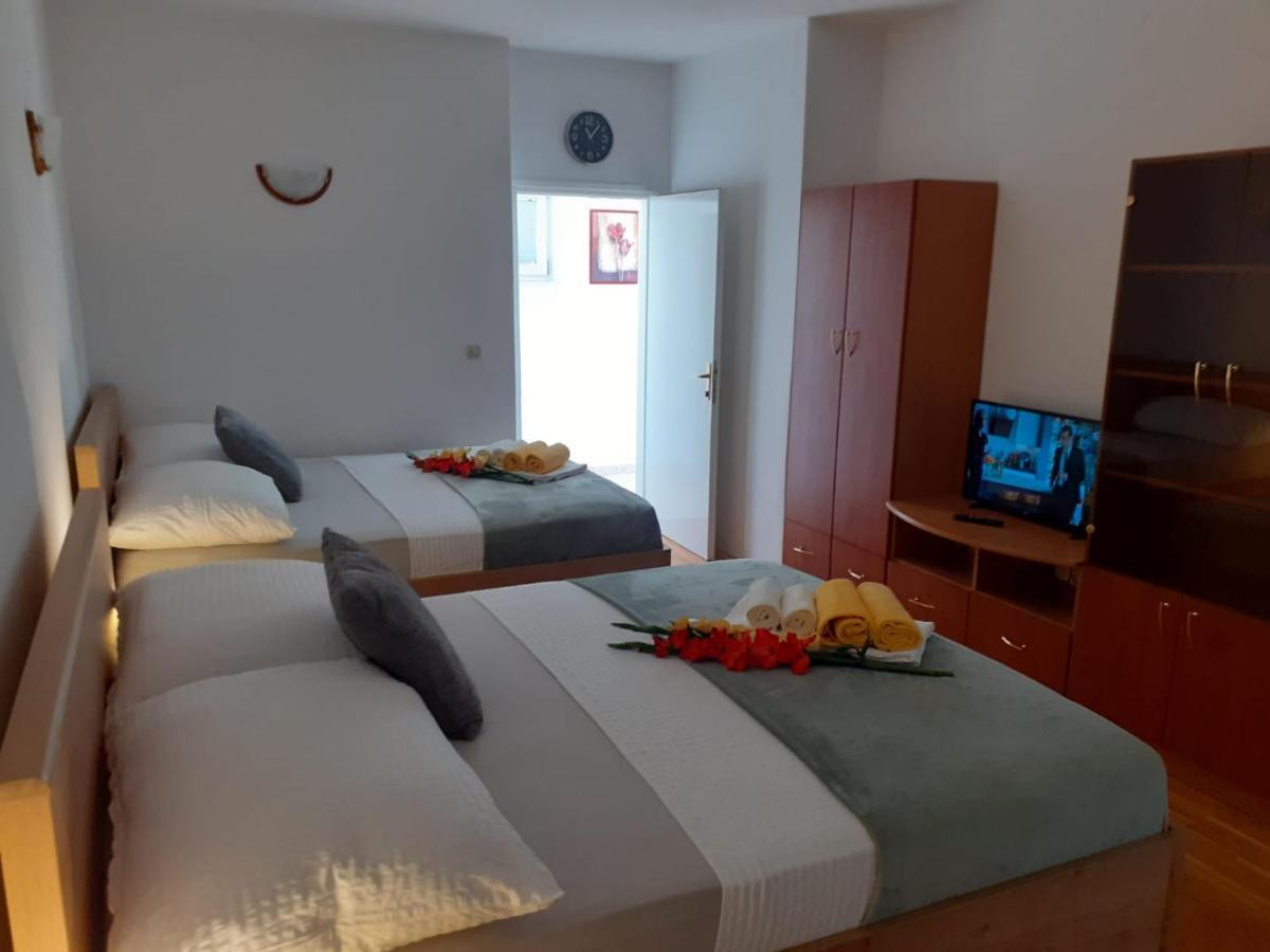 Apartments Vinea Baška Voda Εξωτερικό φωτογραφία
